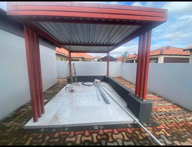 4 BEDROOM HOUSE FOR SALE IN AERORAND